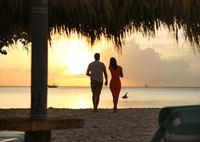 Romantic couple sunset drinks 